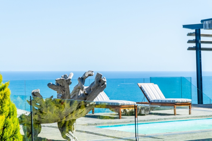 5 Bedroom Property for Sale in Wilderness Heights Western Cape